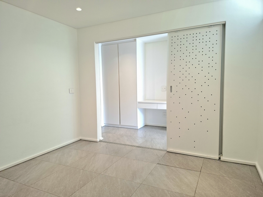 1 Bedroom Property for Sale in Woodstock Western Cape